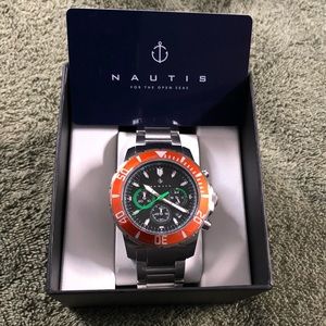 Nautis 17065-A deep sea diving watch